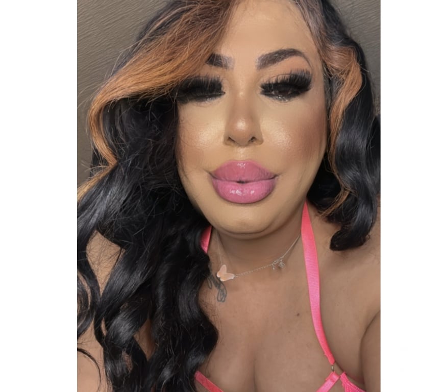 Trans Escorts Barking and Dagenham Dagenham - Barking and Dagenham - Photos for New TRANSEXUAL curvy party big boobs🍑❤️