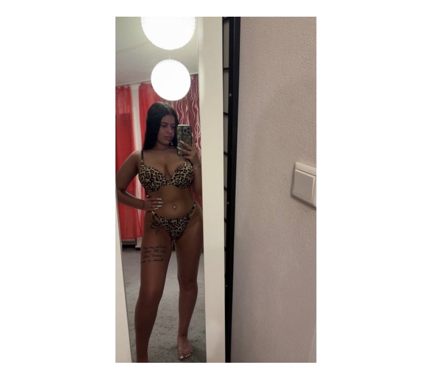 Escorts Worcestershire Worcester - Photos for SOPHIE CURVY GIRL BRUNETTE🥰VERY WET