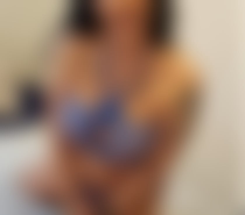 Escorts South West London High Street Kensington Station - South West London - Photos for Curvy Tamara for you ♥️ best BJ ♥️