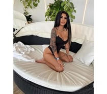 Kendra party girl in town real pics