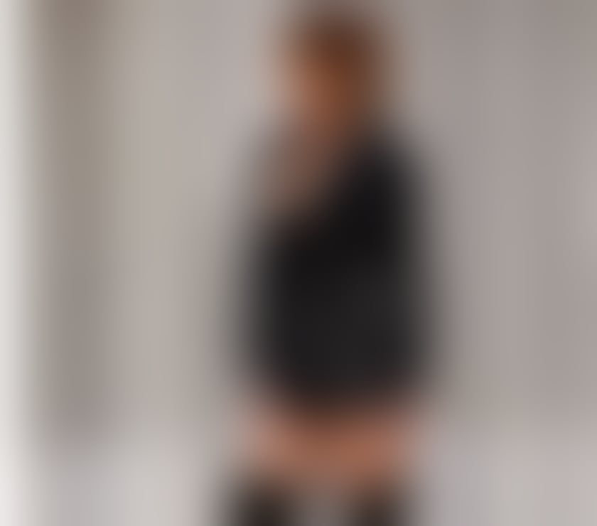 Mistress Bella Wolf – Elegance, Presence and Refined Dome