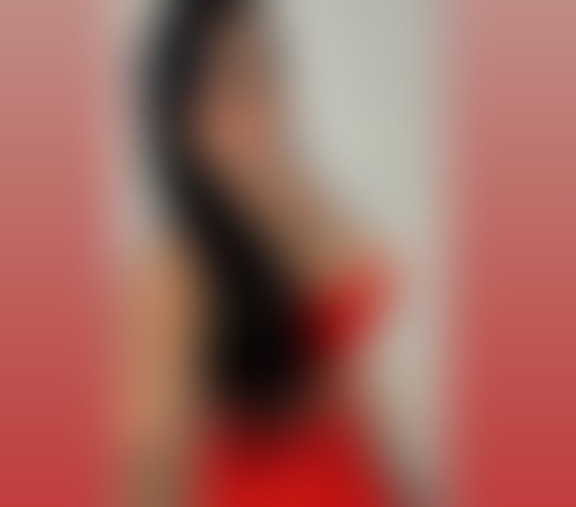 🎉🔥JULIANA NAUGHT AVAILABLE 2DAYS🔥🎉