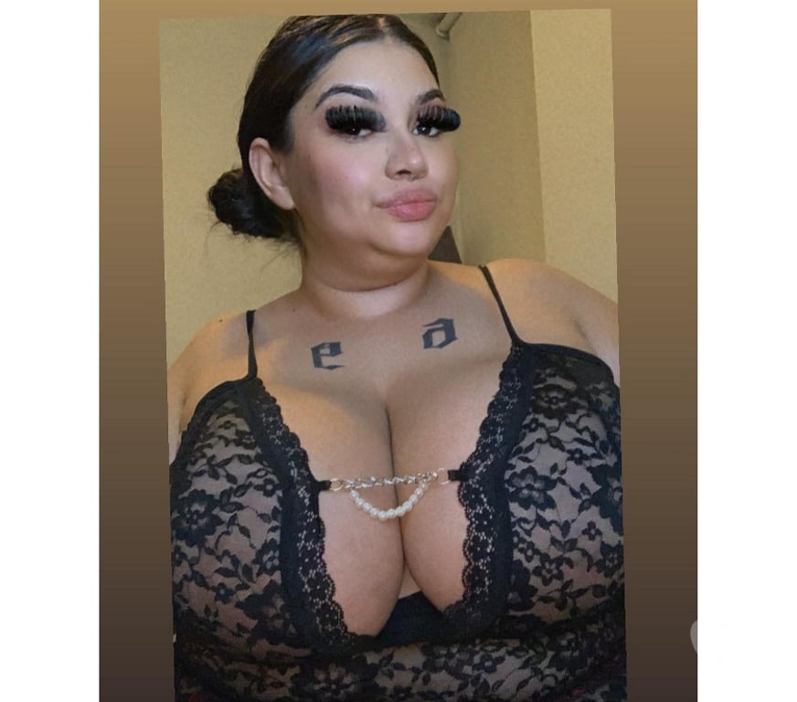 Escorts South Lanarkshire Hamilton - South Lanarkshire - Photos for BIG NATURAL BOOBS GFE OWO KISS New in Hamilton