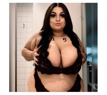 BIG NATURAL BOOBS GFE OWO KISS New in Hamilton