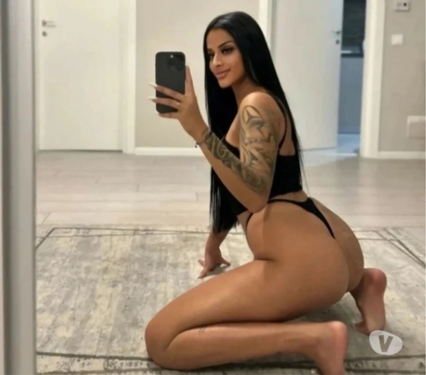 Escorts West Yorkshire Kirklees - Photos for Hello I'm Lorena new girl😘 best service hot 🔥