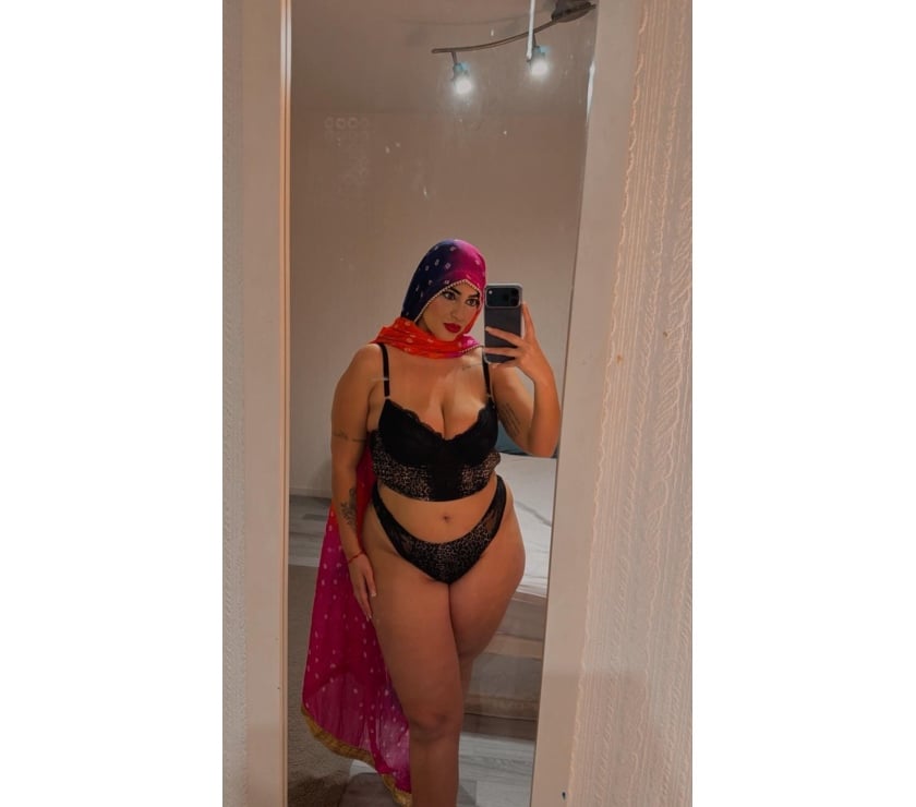 Escorts East London Whitechapel Station - East London - Photos for LATIFA, SEXY GIRL🥵IN THE AREA NOW🔥