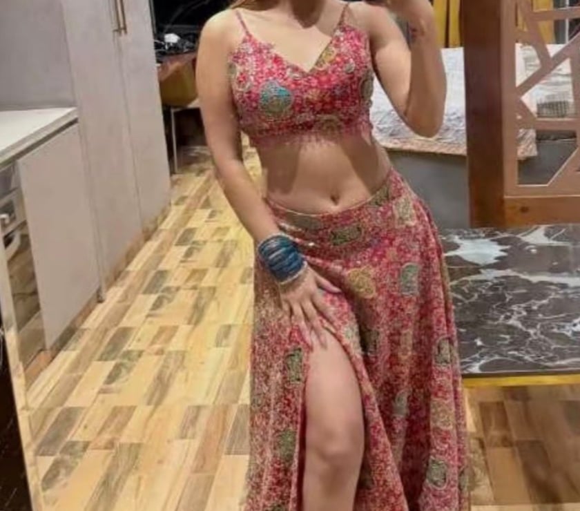 Escorts South Yorkshire Doncaster - Photos for 🆕DESI PUNJABI BEAUTY AVAILABLE🥵