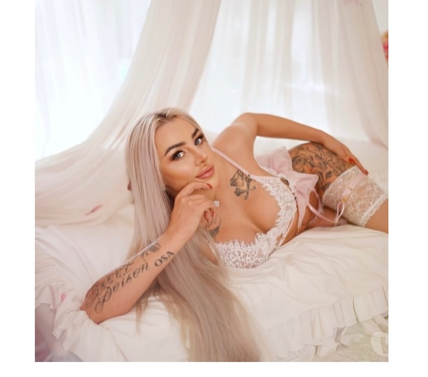 Escorts Windsor and Maidenhead Ascot - Windsor and Maidenhead - Photos for BLONDE PORNSTAR GODDESS-PARTY WOMAN-BEST