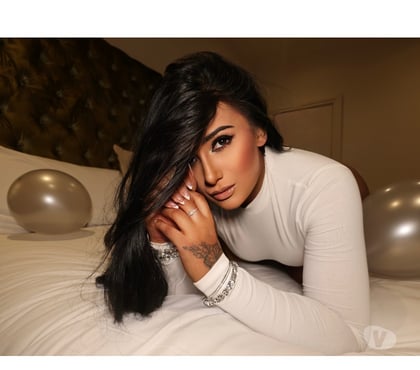 Escorts Swindon Town Centre Swindon - Photos for Elegance, warmth, and unforgettable moments