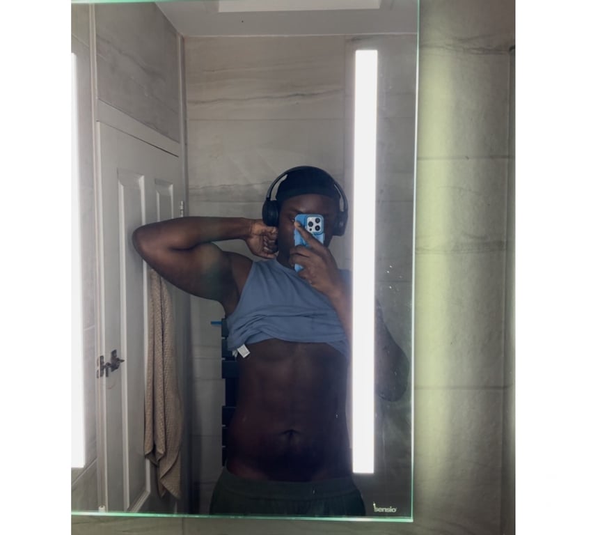  Gay massage Bristol Bristol City Centre - Bristol - Photos for 6”4 Black fit muscular guy 