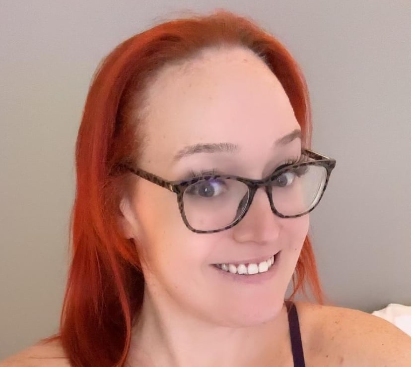 Escorts Wiltshire Swindon - Photos for English Curvy Escort Available In Swindon for Incalls