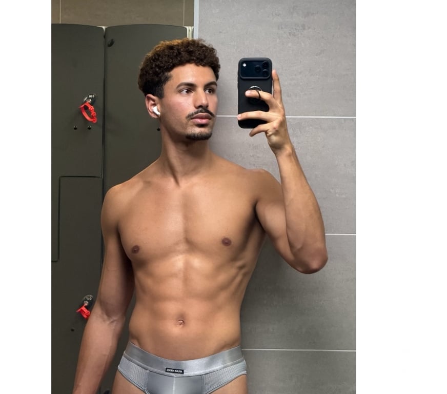  Gay massage East London Hackney - East London - Photos for London-Based Gay Escort - Friendly, Fit & Professional