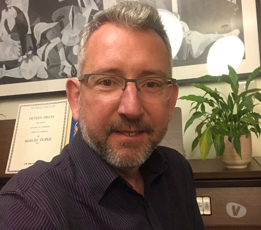 adult personals Hertfordshire Three Rivers - Photos for Passionate single man for a good woman