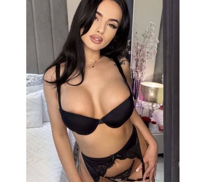  Escorts Wimbledon South West London - Photos for Available today in Wimbledon ❤️ no rush services