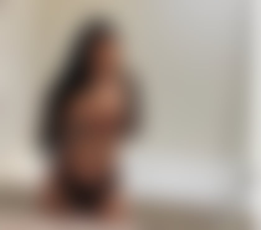 Escorts Merseyside Liverpool - Photos for Bella back in town for 5 days just call me now