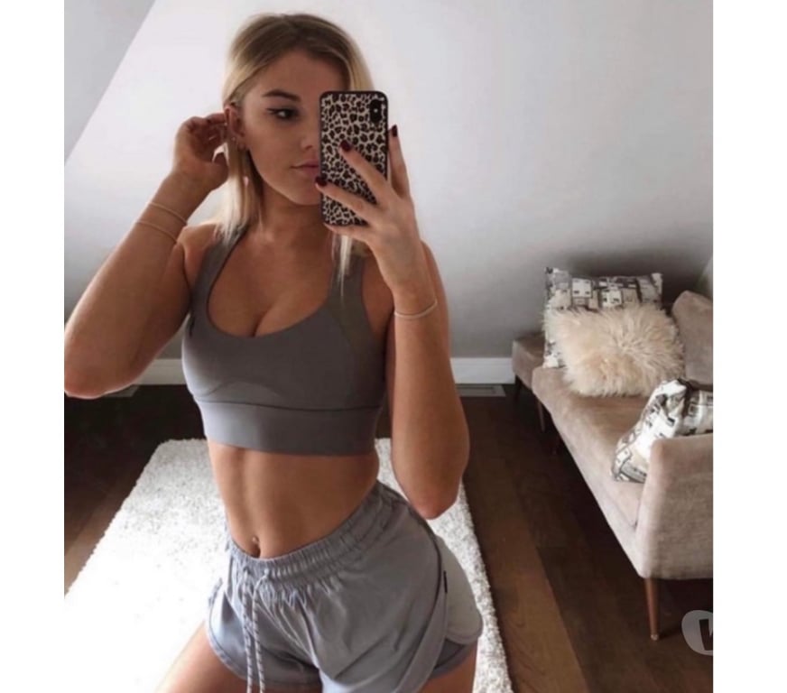 Escorts West Midlands Walsall - Photos for write to me on whatsapp