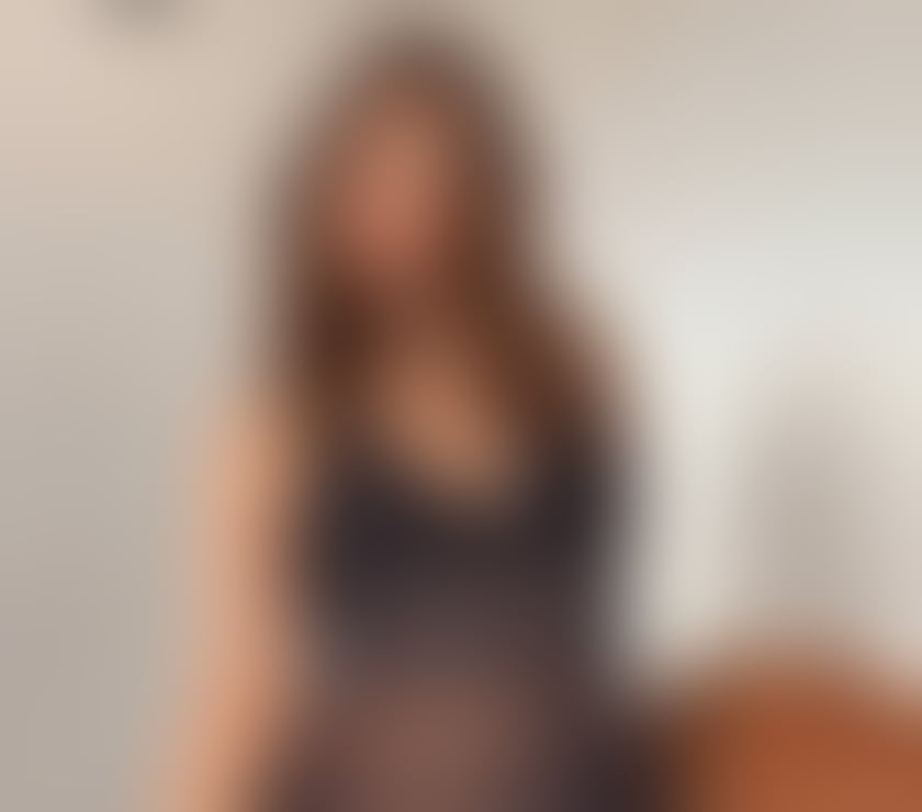 whitechapel high street - owo queen E1