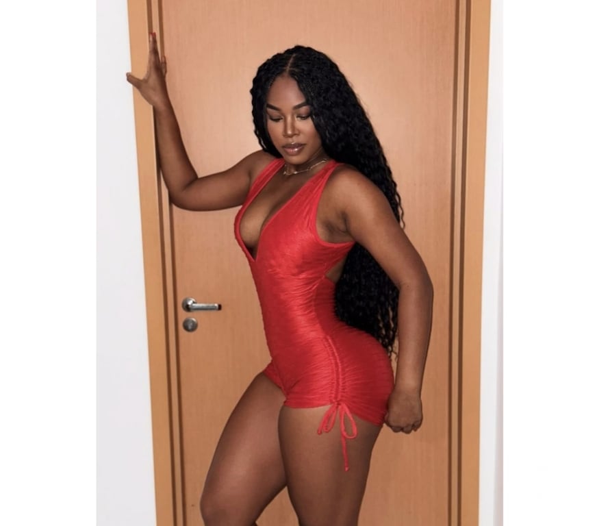 Escorts Dundee Dundee City Centre - Dundee - Photos for ✨Elegant Brazilian Beauty – Thavila💕