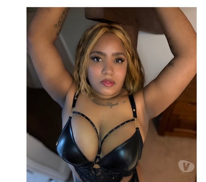  Escorts Plymouth City Centre Plymouth - Photos for 💦🔥Charlotte, I have big, delicious tits💦