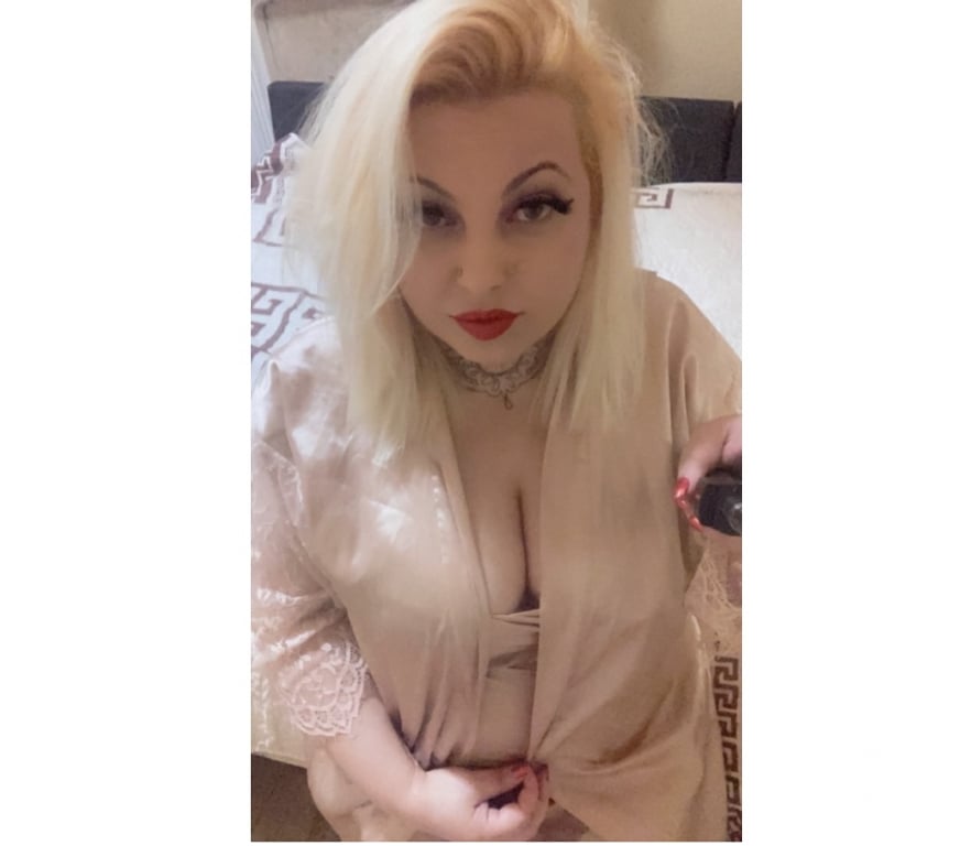 Escorts North West London Harrow - Photos for Sweet 🍭 Candy in Harrow for short time ☺️☺️☺️