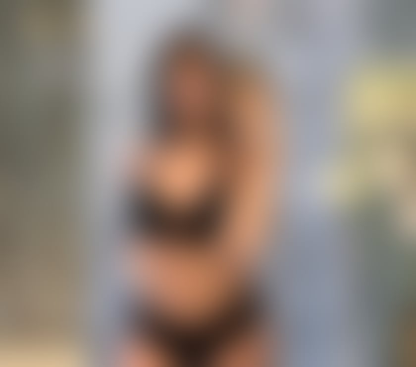 Escorts Leeds City Centre Leeds - Photos for 👑Top Escort Curvy No Rush Party👑 Outcall 👑incall