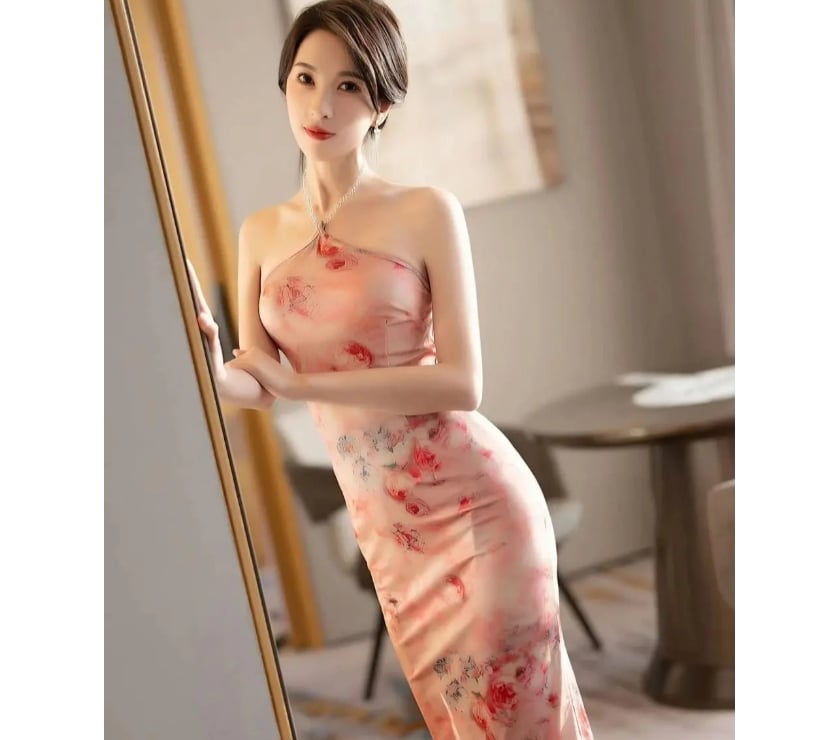 Escorts Edinburgh Holyrood Park - Edinburgh - Photos for 07756069182🌸 Velvet Reflection · Kind & Peaceful