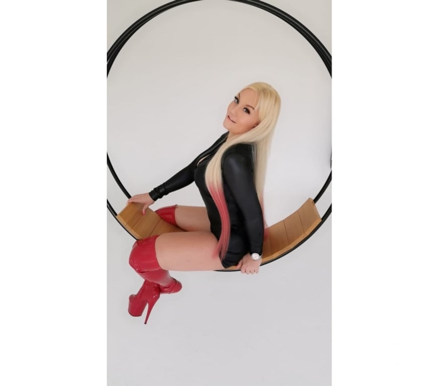 Escorts West Midlands Birmingham - Photos for Molly in town X NO RUSH NO TIMEWASTING x