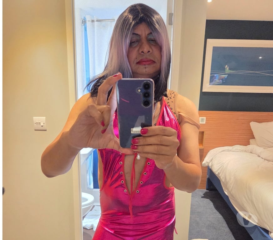 Gay Dating North London Whetstone - North London - Photos for SUB SISSY FOR TOP GUYS TODAY