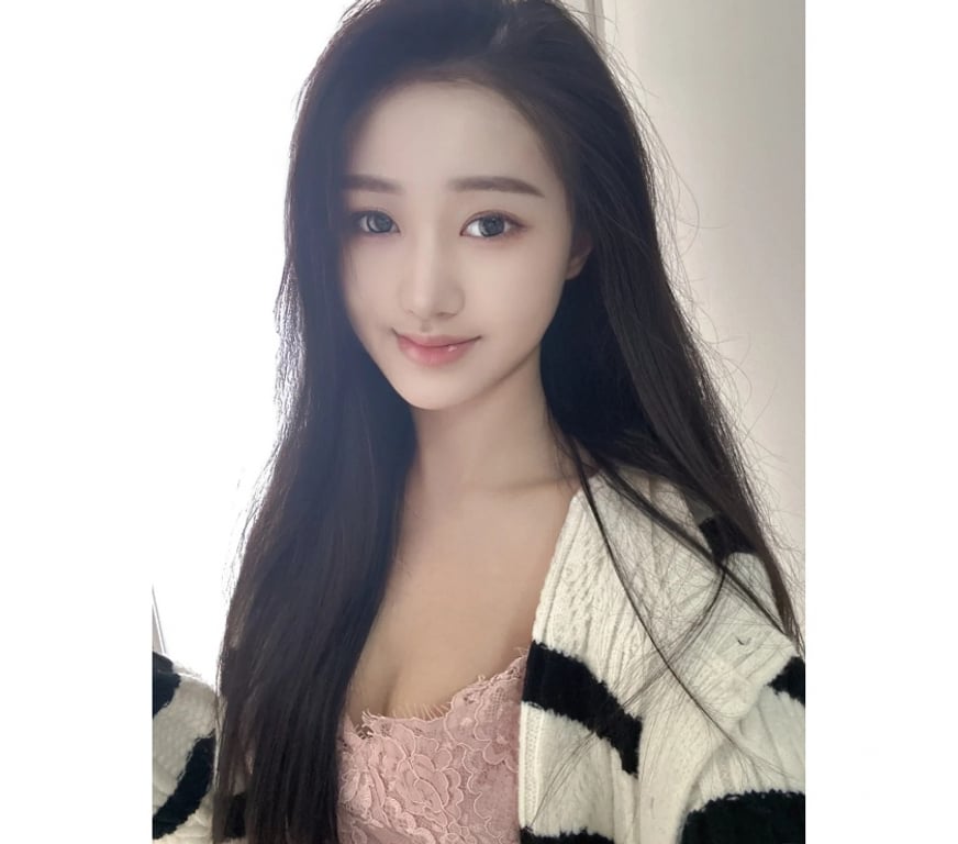 Escorts Glasgow Ibrox - Glasgow - Photos for Asian girl very friendly with professional massage