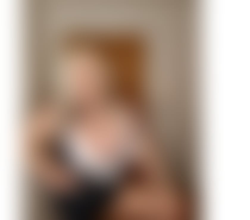 REAL BUSTY BLONDE 5 MIN FROM NEW ST OWO✅CIM👍