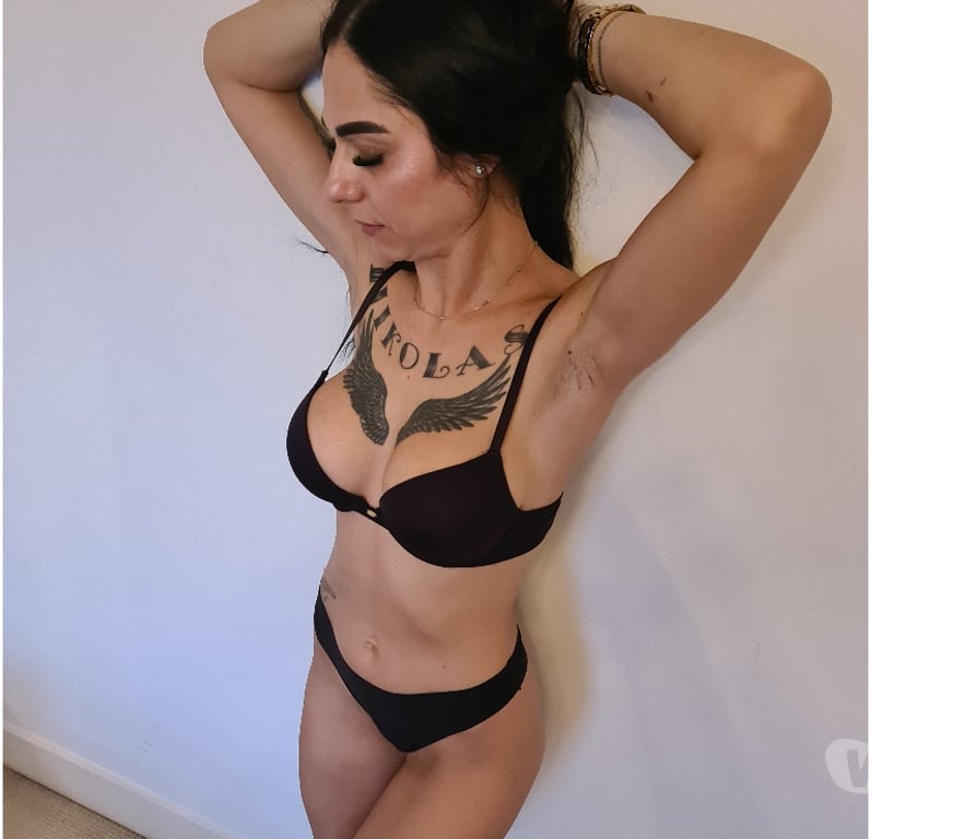 Escorts Surrey Surrey Heath - Photos for Julia!! Party girl 🎉 new in town🔞