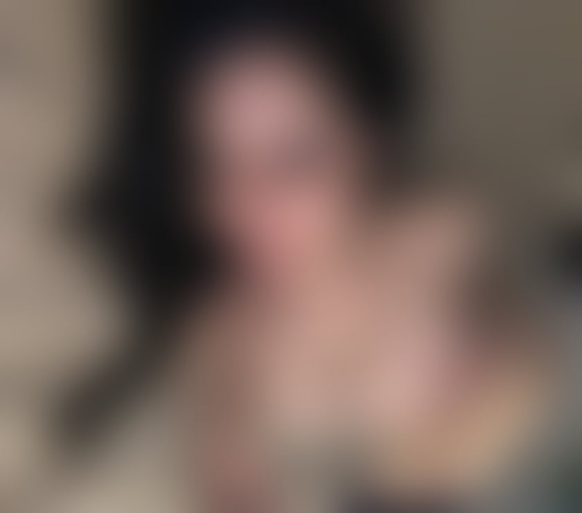 Escorts South West London Earl`s Court Station - South West London - Photos for Roseie Earl's Court