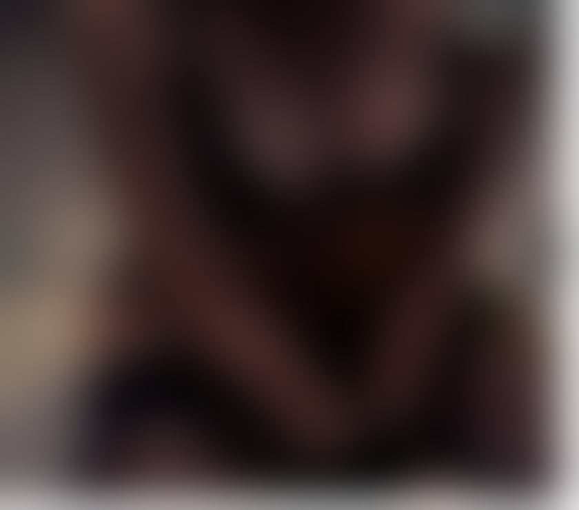 Escorts Derbyshire Derby - Photos for Classy Olivia alluring mature woman to indulge you