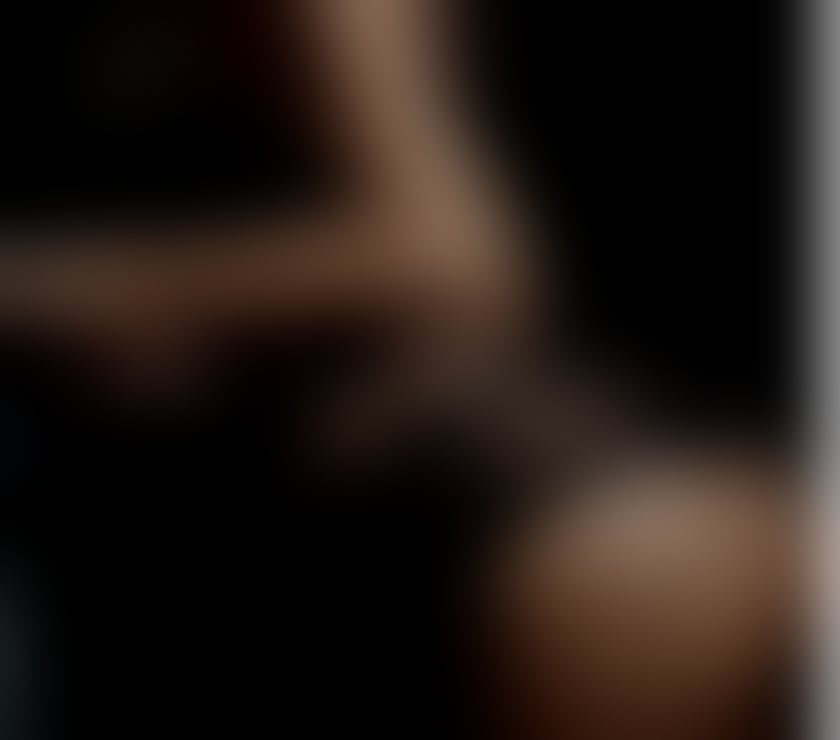 Escorts Derbyshire Derby - Photos for Classy Olivia alluring mature woman to indulge you