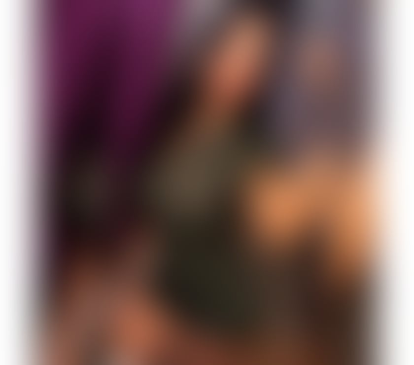 💋💋Sexy brunette in your town😘😘