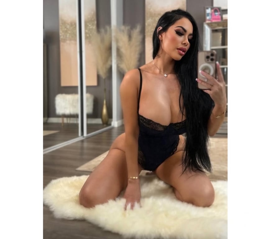 Escorts West Sussex Mid Sussex - Photos for 🔥♥️Vanesa the best party girl 🔥♥️