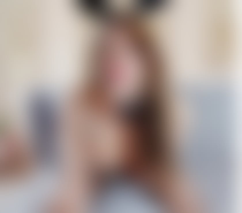 Trans Escorts Falkirk Falkirk Town Centre - Falkirk - Photos for Sexy Busty Thai TS Ladyboy with a Lovely Surprise in Town x