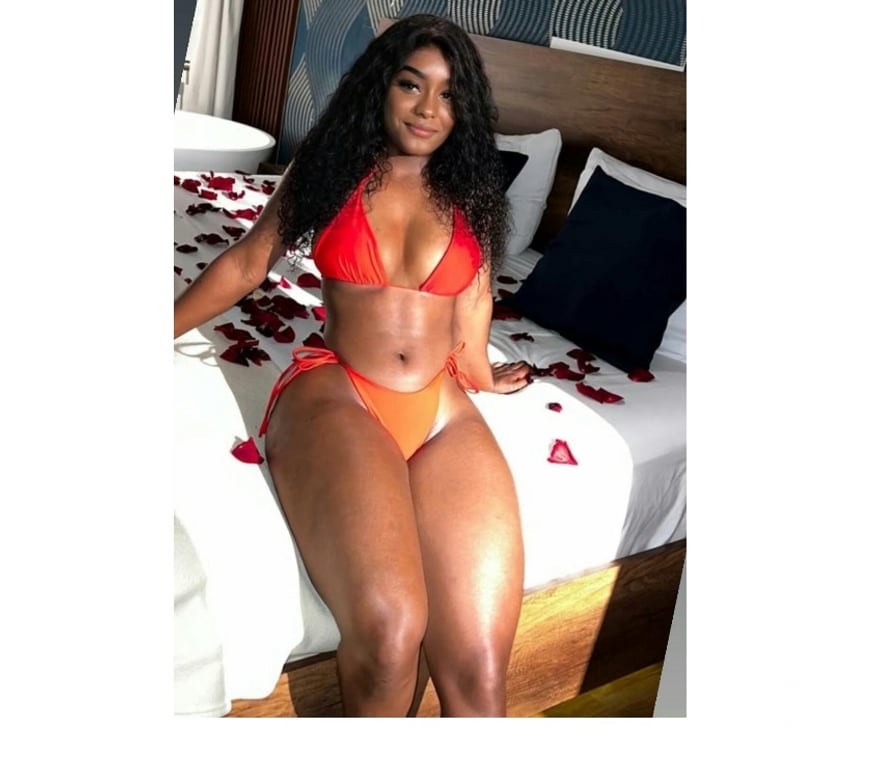 Escorts West London Hammersmith - West London - Photos for Emily NEW HOT REAL PARTY GIRL 🔞🎀🍾