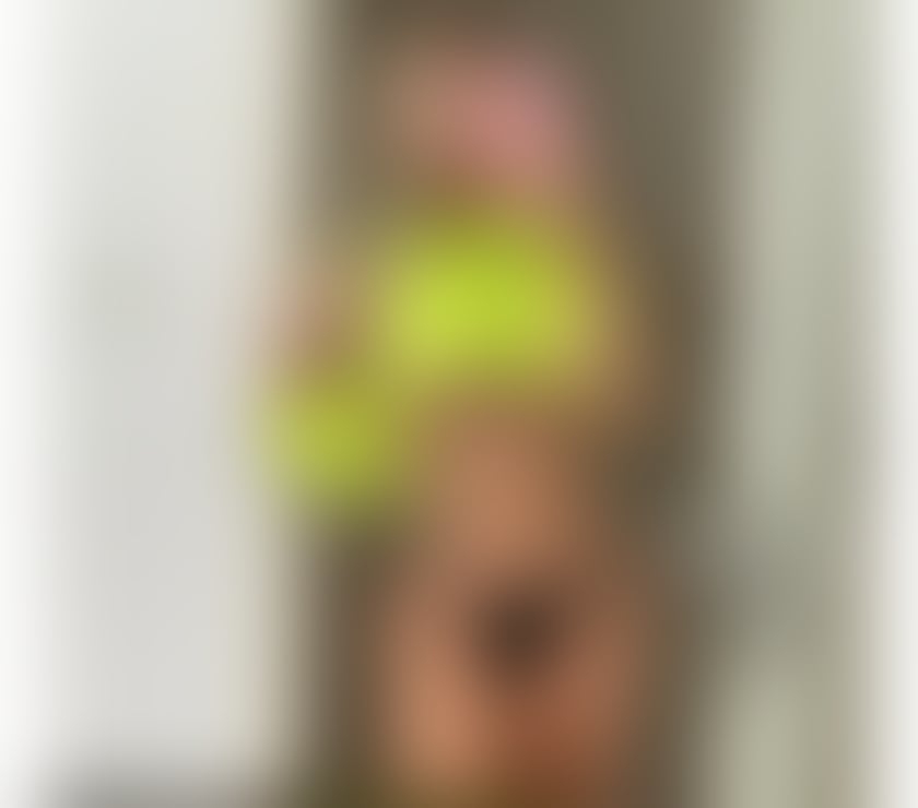 Escorts Peterborough Hampton Centre - Peterborough - Photos for Sara Hot Brazilian – Cool & Discreet