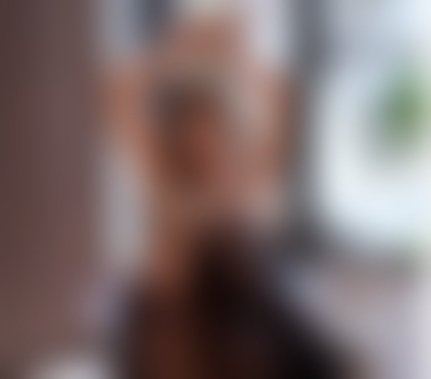 Trans Escorts Hertfordshire Stevenage - Photos for Golden Skin I'm your most irresistible fantasy come to life