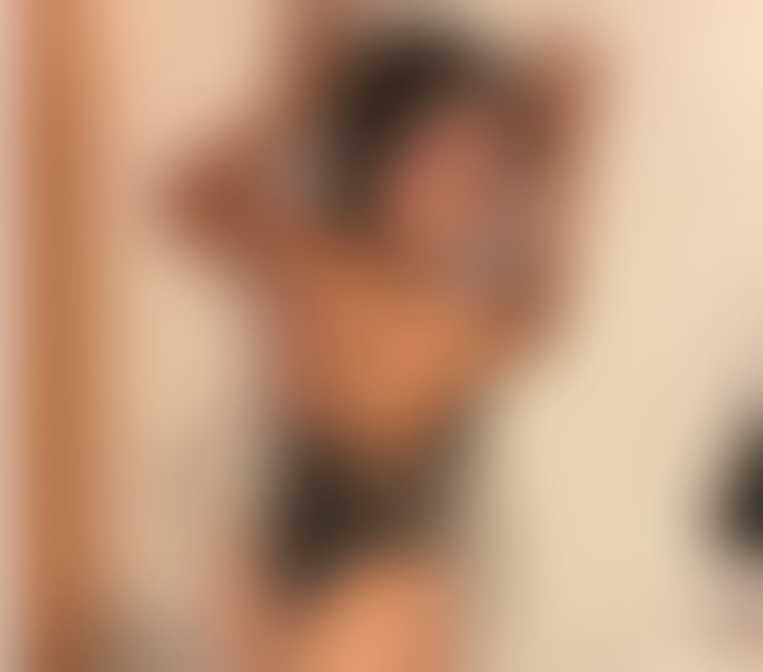 Escorts Warrington Appleton Thorn - Warrington - Photos for Slim, Petite and sexy 😘 Thai Katty, Here till Sunday x