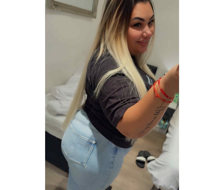 Escorts North London Enfield - Photos for Chubby ajlin new girl in edmonton💋