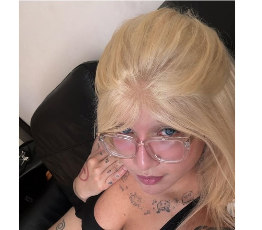 Trans Escorts Edinburgh Edinburgh Bioquarter - Edinburgh - Photos for L.geek xxL big top vers