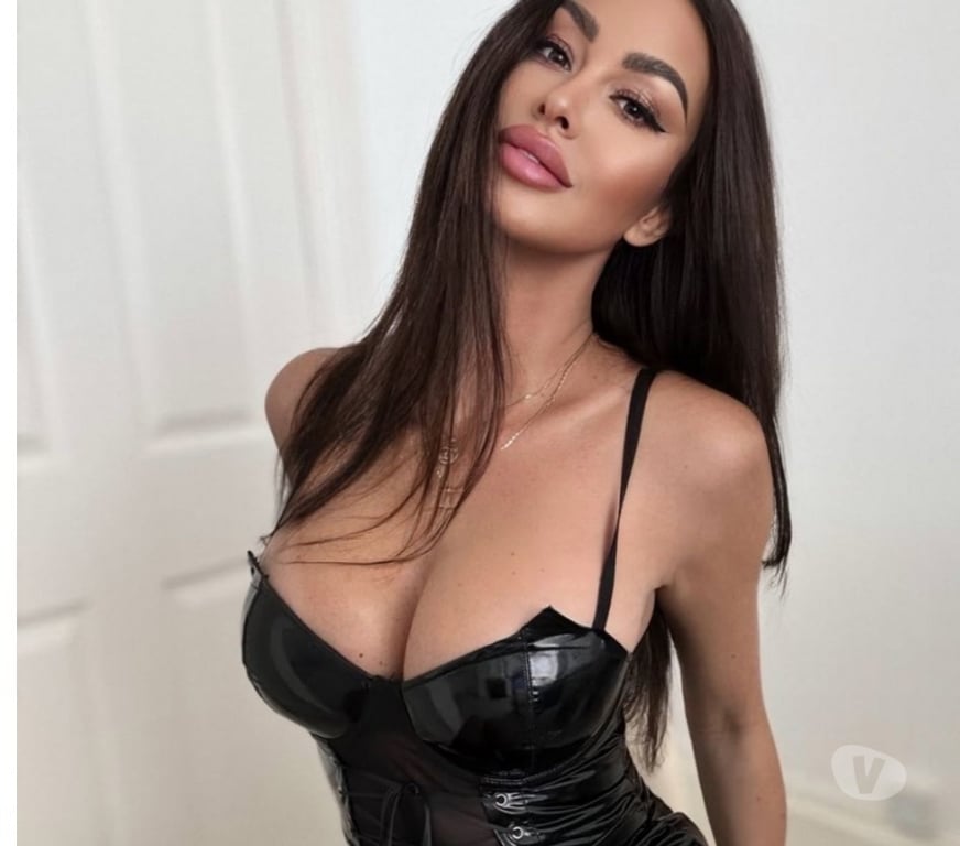 Escorts Wiltshire Swindon - Photos for Radiant Emily🍒Curvy Body🔥Real 💯NEW IN SWINDON