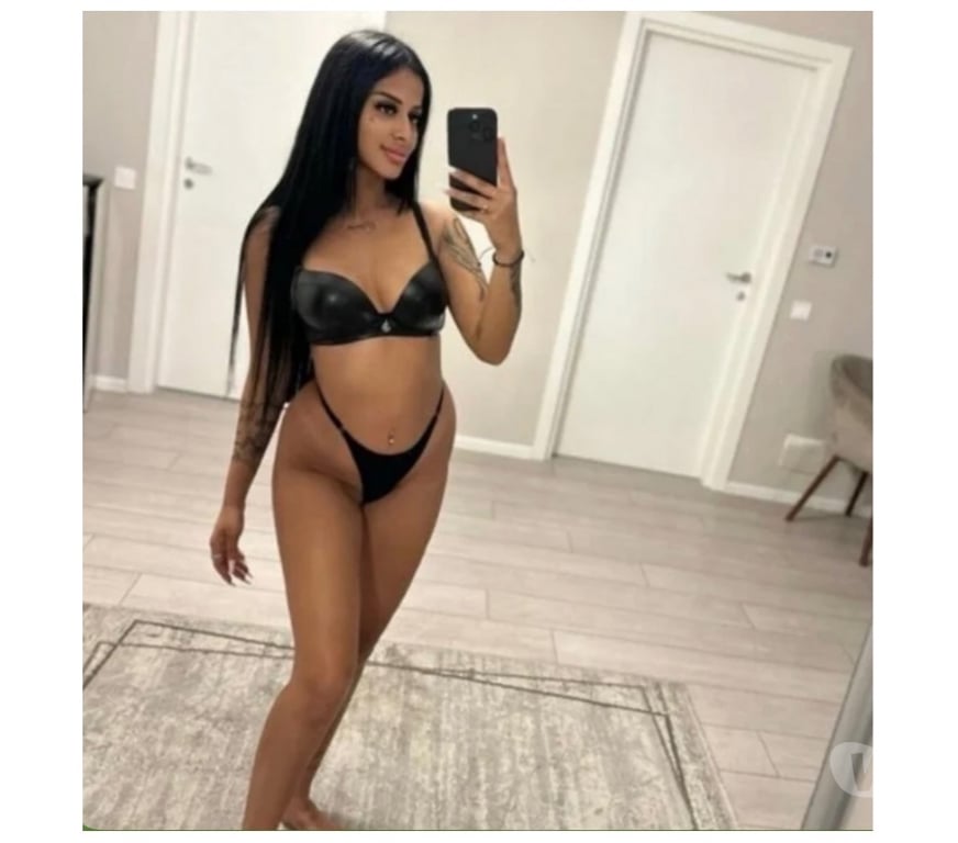 Escorts Swansea - Wales Swansea City Centre - Swansea - Photos for 🍒NAUGHTY Deea 🪩 🔝HOTTEST BRUNETTE 🔝PARTY