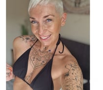 Your Playful internet Girl