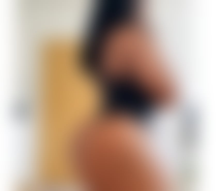 Escorts South West London East Sheen - South West London - Photos for Ebony Curvy Beauty With a Big Booty & Sweet Smile