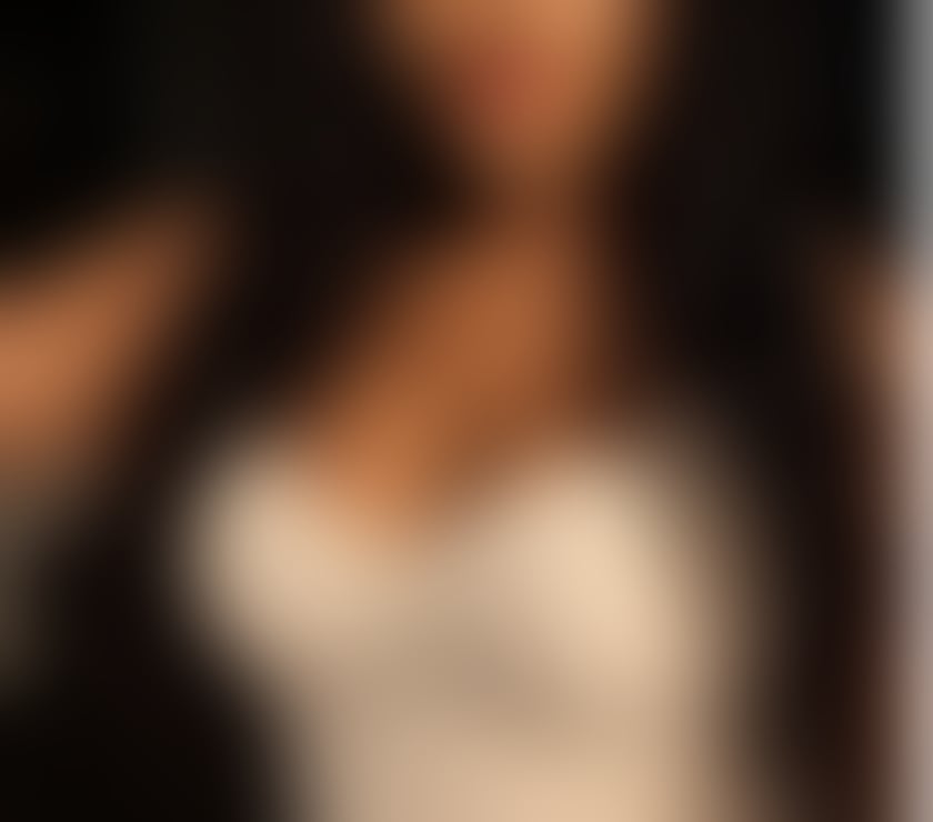 Escorts South West London East Sheen - South West London - Photos for Ebony Curvy Beauty With a Big Booty & Sweet Smile