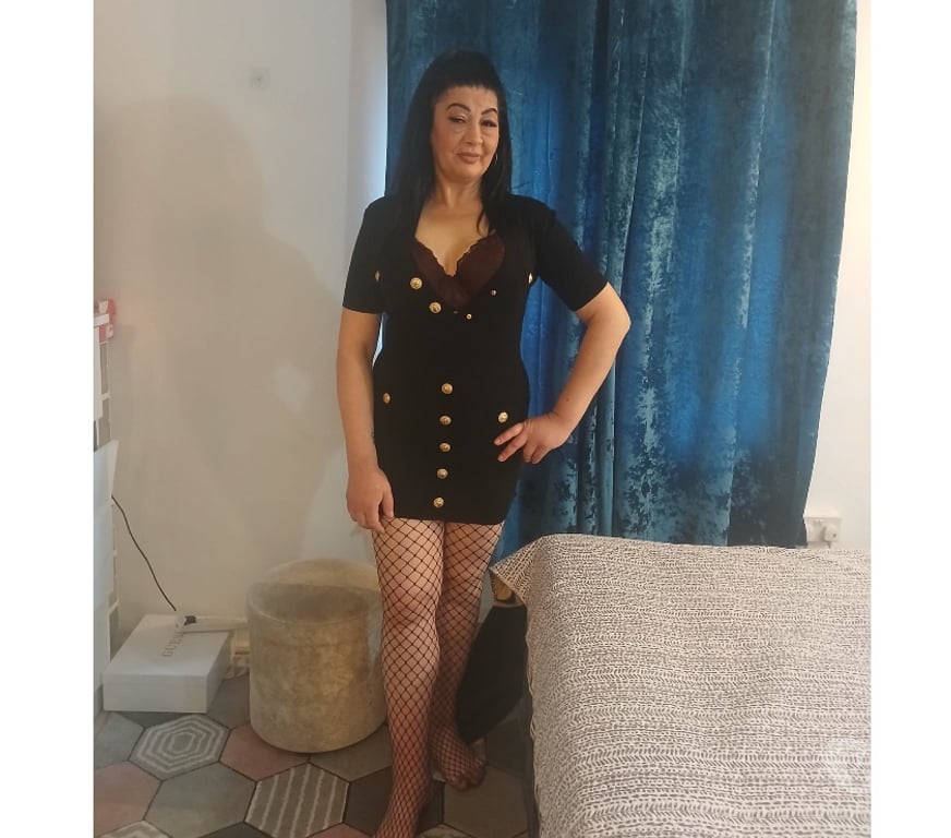 Escorts North London Enfield - Photos for Sexy beautiful Tiffany ♥️ 💙