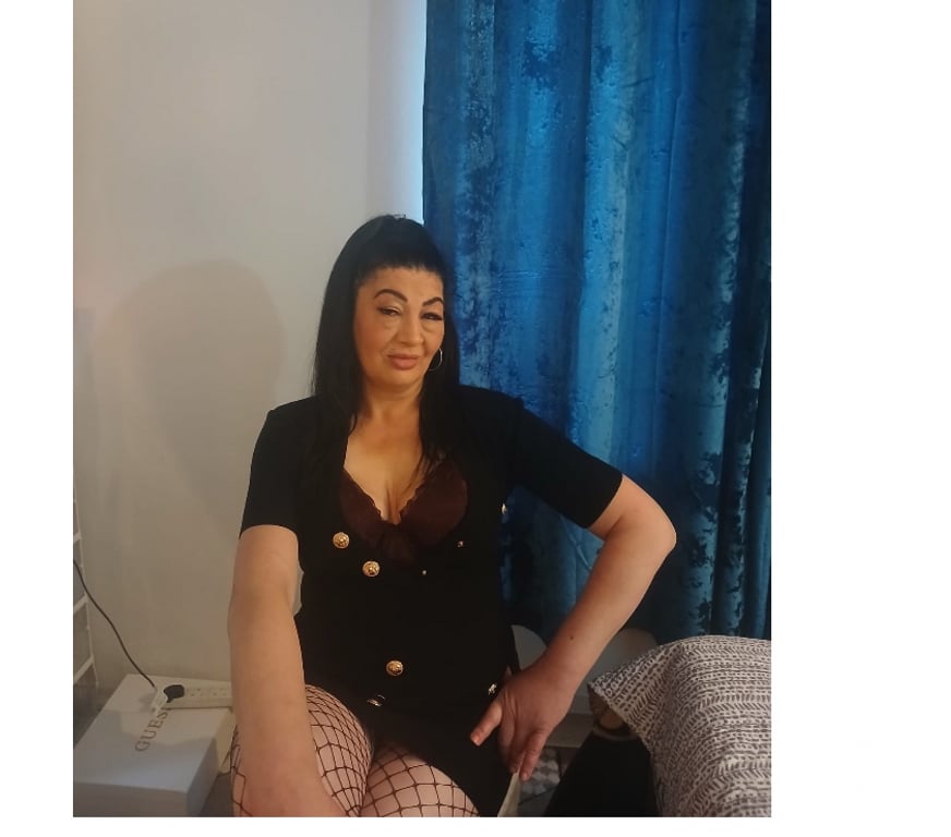 Escorts North London Enfield - Photos for Sexy beautiful Tiffany ♥️ 💙